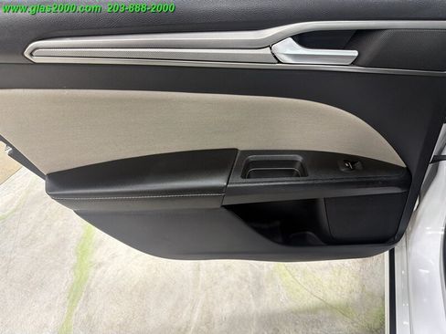 Used 2018 Ford Fusion S FWD image 25