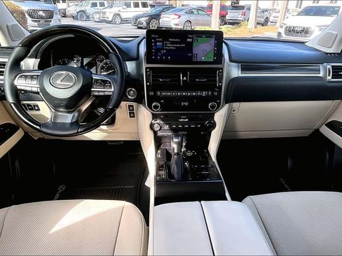 Used 2023 Lexus GX 460 Premium image 16