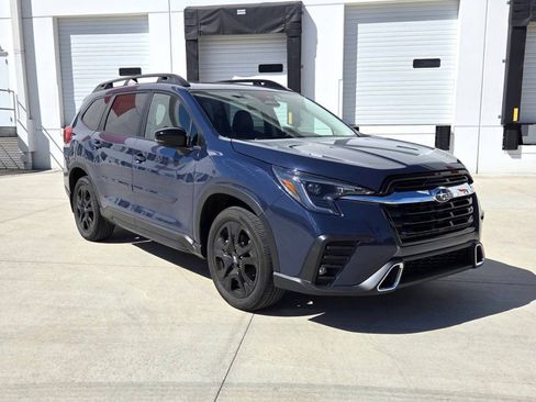 Used 2024 Subaru Ascent Onyx Edition AWD/4WD image 3