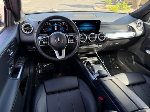 Certified 2022 Mercedes-Benz GLB 250 4MATIC image 21