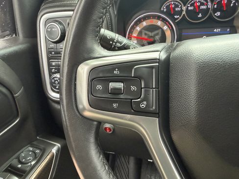 Used 2022 Chevrolet Silverado 1500 RST w/ Safety Package AWD/4WD image 39