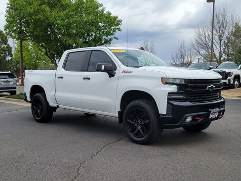 Used 2021 Chevrolet Silverado 1500 LT Trail Boss w/ Convenience Package II AWD/4WD image 1