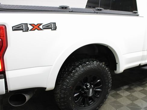 Used 2021 Ford F250 Lariat image 40