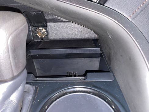 Used 2019 Toyota Camry LE FWD image 35
