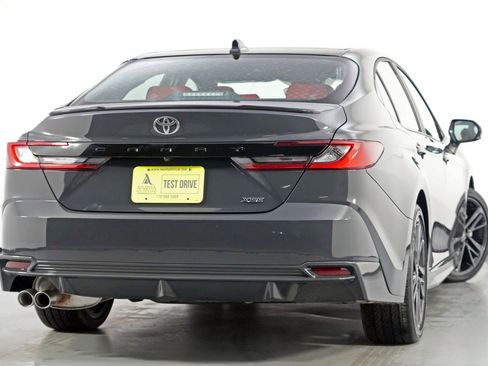 Used 2025 Toyota Camry XSE image 4