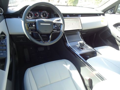 New 2026 Land Rover Range Rover Evoque S image 18