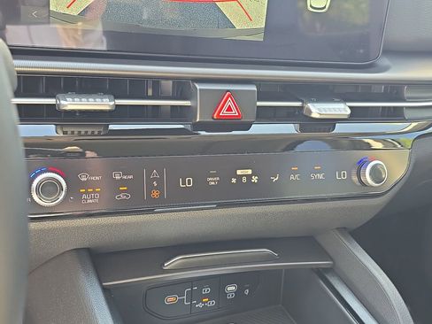 New 2026 Kia Sportage EX image 26