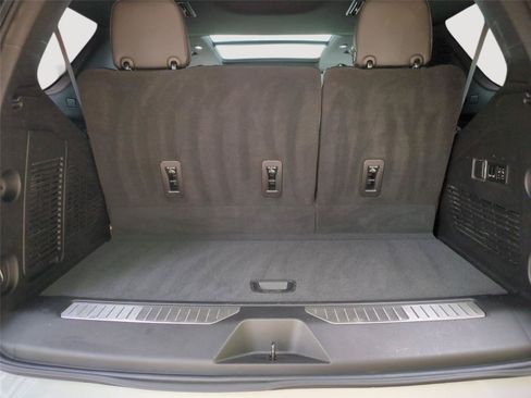 Used 2022 Chevrolet Tahoe High Country AWD/4WD image 27