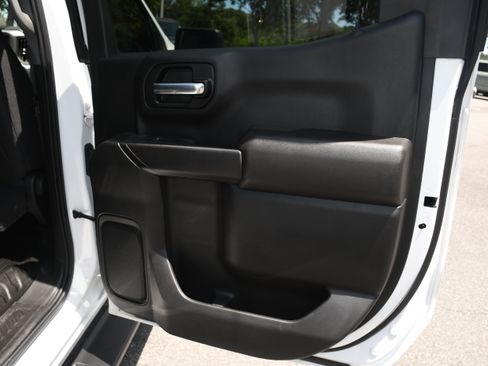 Used 2023 Chevrolet Silverado 1500 W/T w/ WT Value Package AWD/4WD image 18