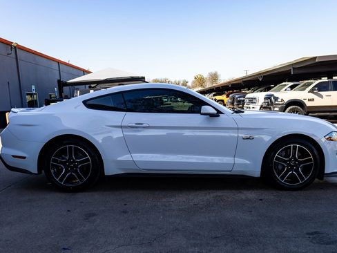 Used 2019 Ford Mustang GT w/ Equipment Group 301A image 10