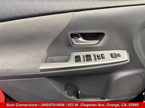 Used 2012 Toyota Prius V Two image 20