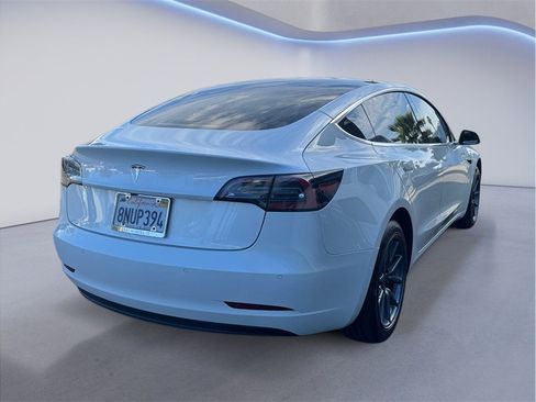 Used 2020 Tesla Model 3 Standard Range Plus image 6