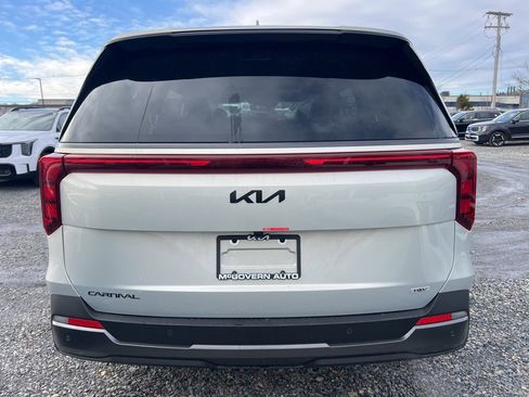 New 2026 Kia Carnival SX image 3