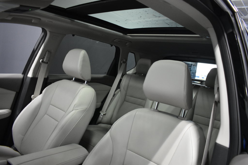 Certified 2023 Nissan Rogue SL w/ SL Premium Package AWD/4WD image 17