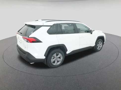 New 2025 Toyota RAV4 LE image 9