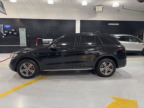 Used 2020 Mercedes-Benz GLC 300 4MATIC image 5