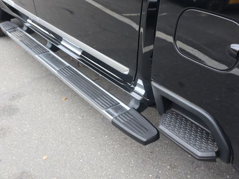 Used 2024 Chevrolet Silverado 3500 High Country w/ Technology Package image 16