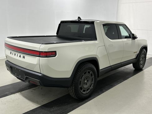 Used 2025 Rivian R1T Adventure AWD/4WD image 5
