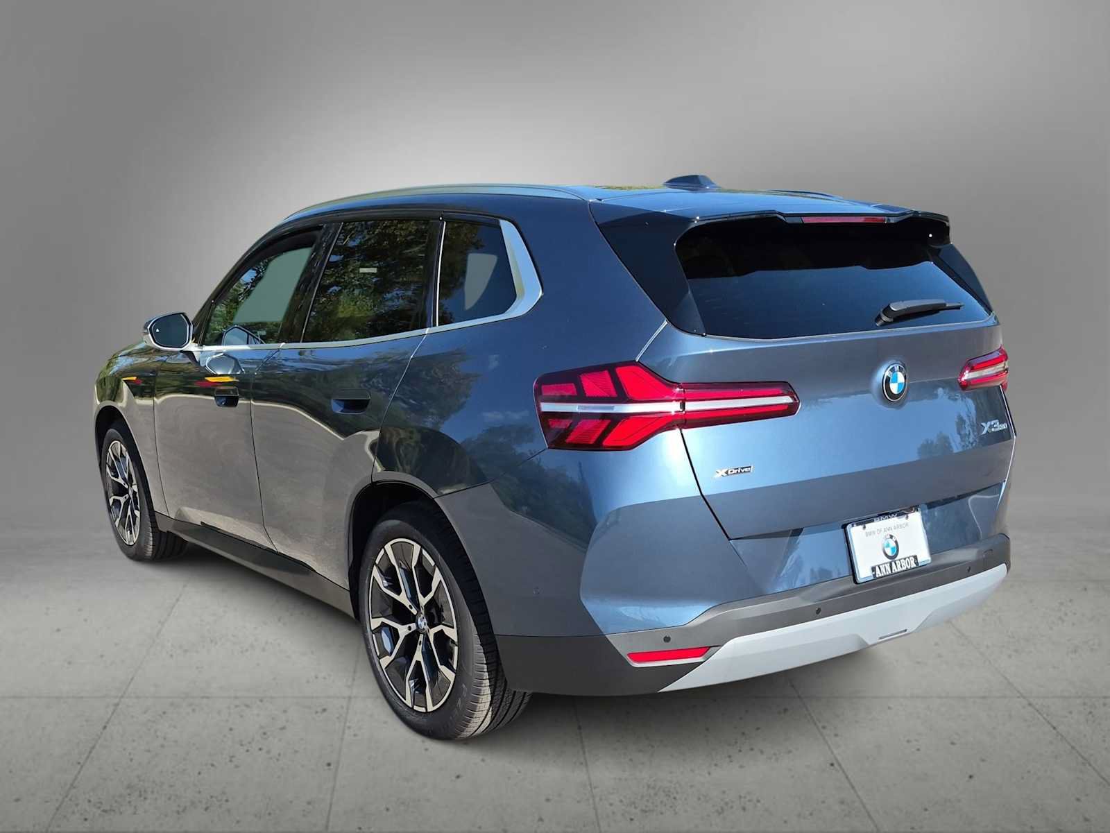 Used 2026 BMW X3 xDrive30i w/ Premium Package AWD/4WD image 6