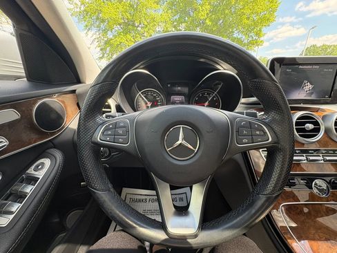 Used 2017 Mercedes-Benz C 300 4MATIC Sedan image 29