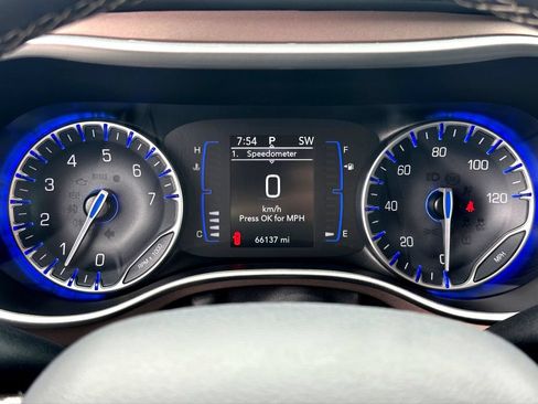 Used 2024 Chrysler Voyager LX FWD image 14