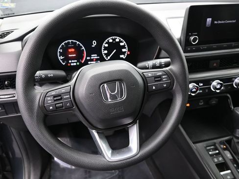Used 2025 Honda CR-V LX image 18