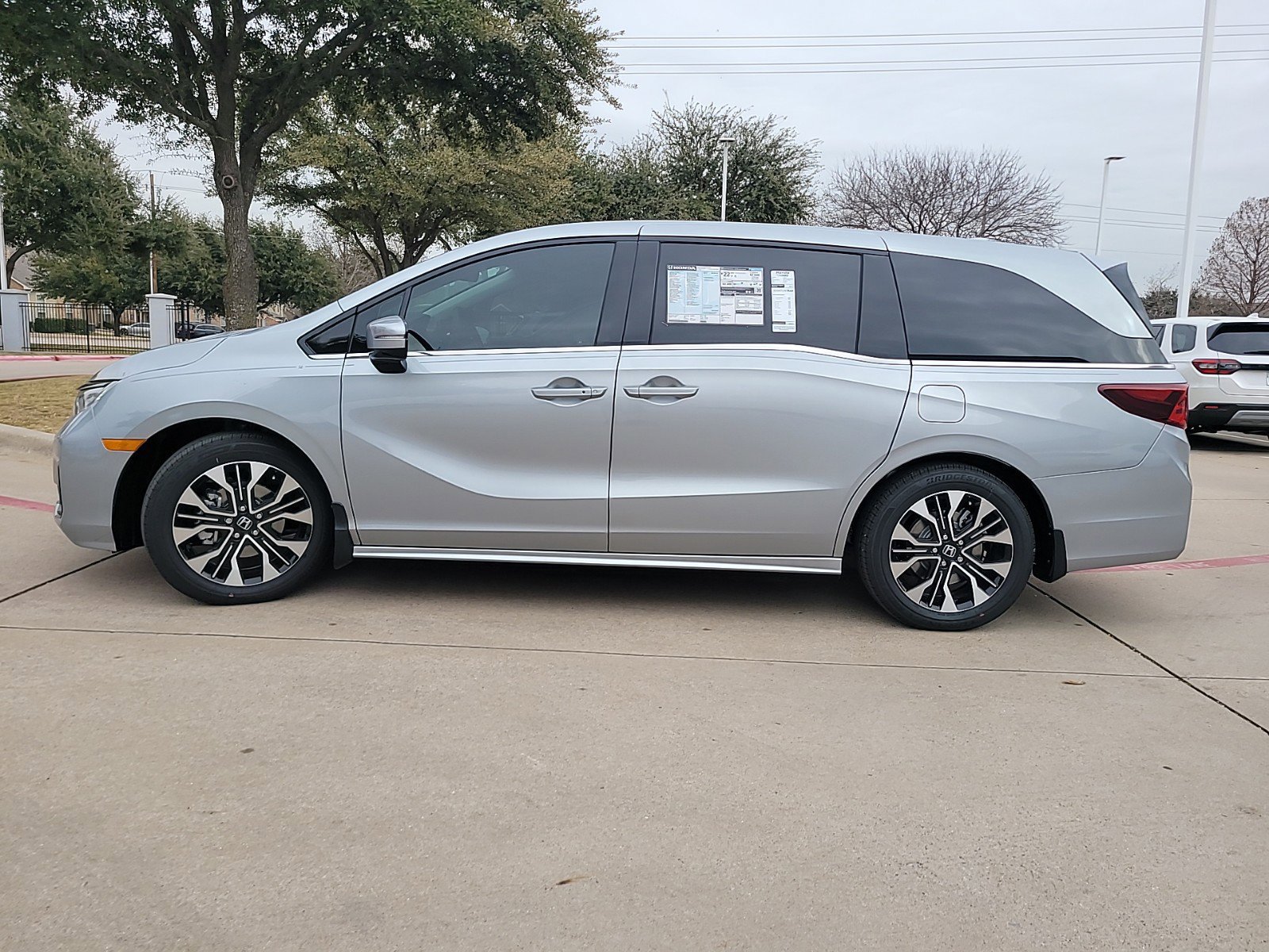 New 2027 Honda Odyssey Elite image 6