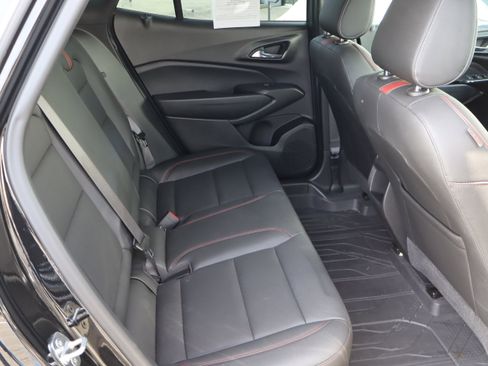 Certified 2024 Chevrolet Trax RS w/ Driver Confidence Package image 35