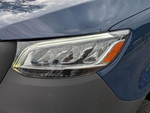 Used 2024 Mercedes-Benz Sprinter 2500 image 11