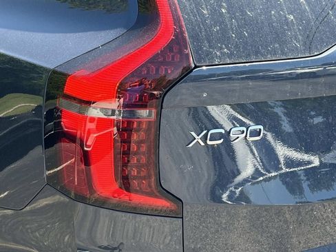 New 2026 Volvo XC90 T8 Ultra w/ Protection Package Premier AWD/4WD image 10