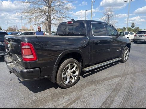 Used 2019 RAM 1500 Limited w/ Body Color Bumper Group image 5