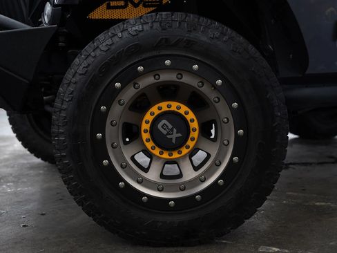 Used 2016 Jeep Wrangler Sport AWD/4WD image 5