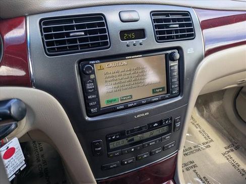Used 2004 Lexus ES 330 FWD image 12