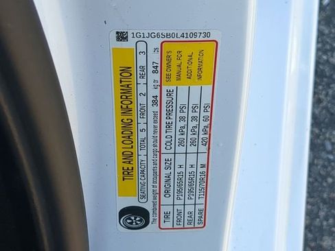 Used 2020 Chevrolet Sonic LT image 50