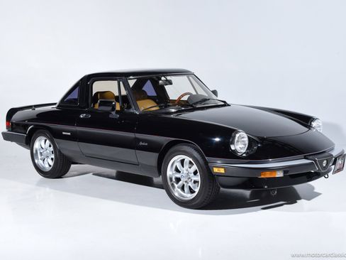 Used 1988 Alfa Romeo Spider Graduate image 2