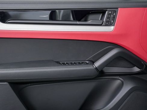 New 2026 Porsche Cayenne Coupe image 6