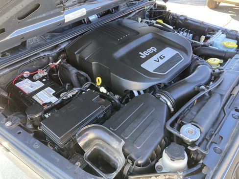 Used 2016 Jeep Wrangler Unlimited Sport image 39