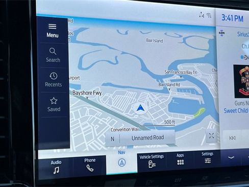 Used 2022 Ford F250 Lariat w/ Black Appearance Package image 21