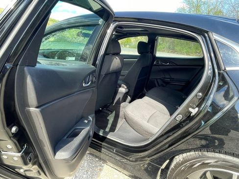 Used 2018 Honda Civic EX image 16