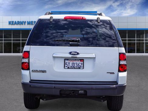 Used 2006 Ford Explorer XLT RWD image 5