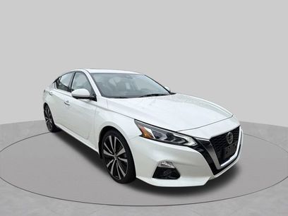Used 2019 Nissan Altima 2.5 Platinum