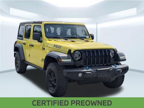 Used 2023 Jeep Wrangler Unlimited w/ Cold Weather Group AWD/4WD image 9