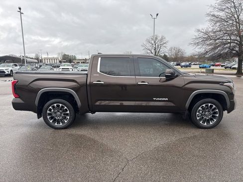 Used 2023 Toyota Tundra Limited image 6