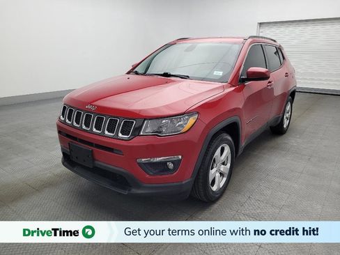 Used 2019 Jeep Compass Latitude image 1