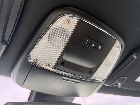 Used 2023 Dodge Charger R/T w/ Blacktop Package image 24