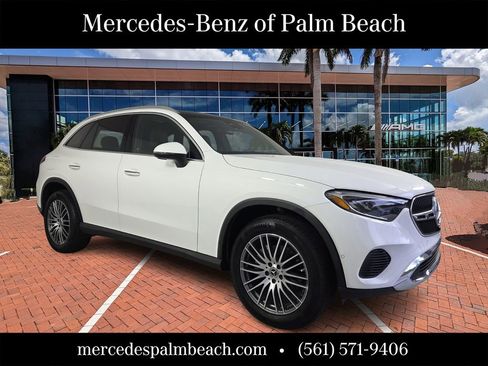 Certified 2025 Mercedes-Benz GLC 300 image 1