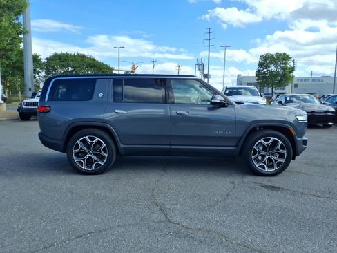 Used 2024 Rivian R1S Adventure AWD/4WD image 9