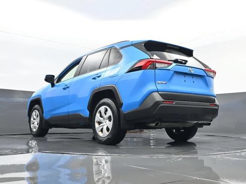Used 2019 Toyota RAV4 LE w/ All Weather Liner Package AWD/4WD image 21