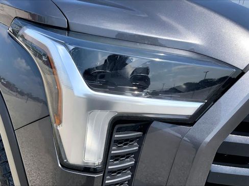 Used 2022 Toyota Tundra SR5 RWD image 27