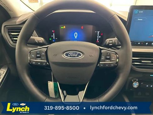 New 2025 Ford Escape SE image 10